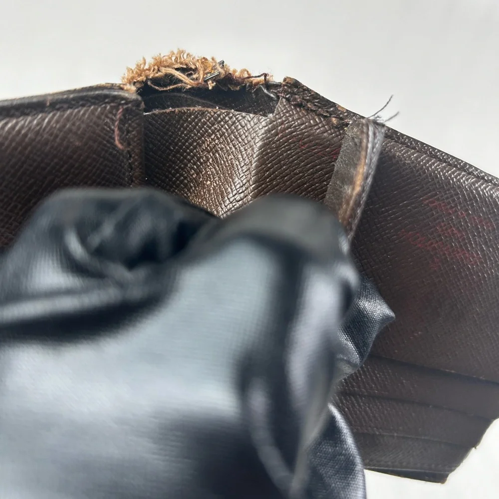 Louis Vuitton Damier Ebene Multiple Pocket Wallet Unisex - Picture 11 of 15